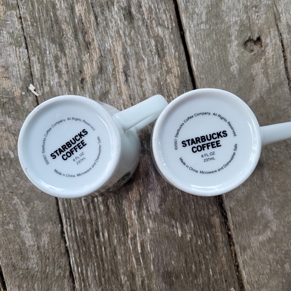 Starbucks Closing Container and coffee Cups - Picture 5 of 5